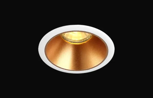 Точечный светильник Crystal Lux CLT 052C WH-GO — белый, ракурс 3