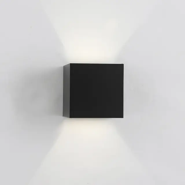 Бра Crystal Lux CLT 520W BL — черный, ракурс 2