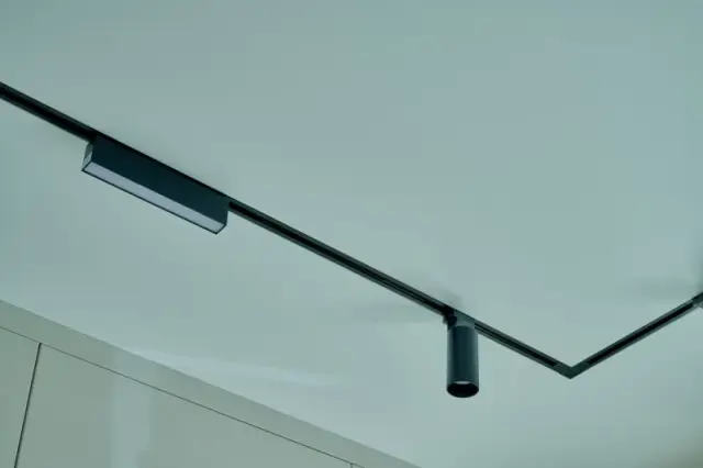 Трековый светильник Denkirs DK6430-BK SOLID HALS | СОЛИД ХАЛС — черный, ракурс 10