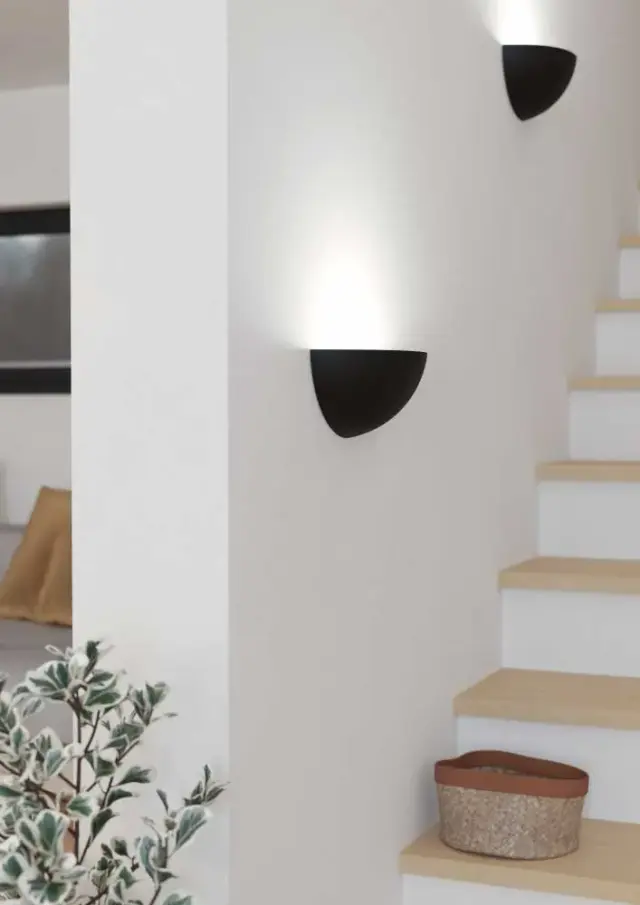Бра Eglo 900343 TANURA — черный, ракурс 2