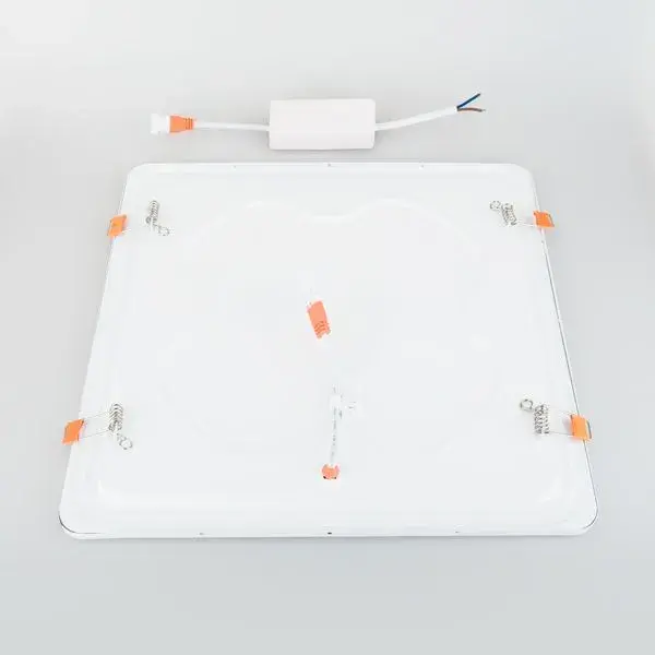 Точечный светильник Elektrostandard DLS003 24W 4200K/(a034919) CAPABI — белый, ракурс 3