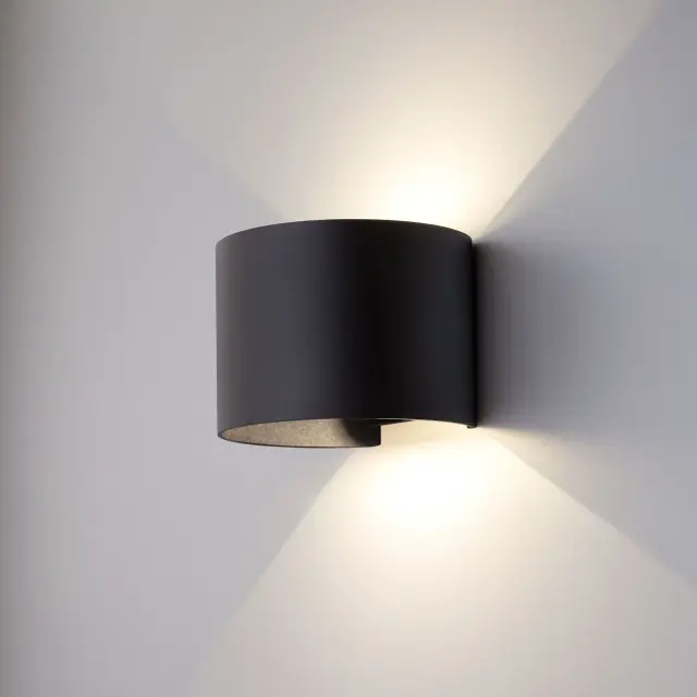 Уличный светильник Elektrostandard 1518 Techno LED черный/(a038828) BLADE