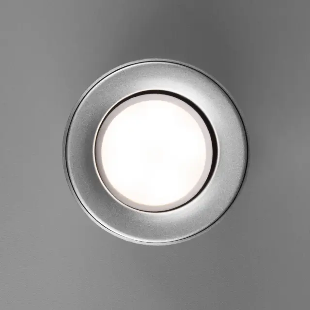 Точечный светильник Elektrostandard DLN116 GU10/(a050674) OGMA — серебряный, ракурс 2
