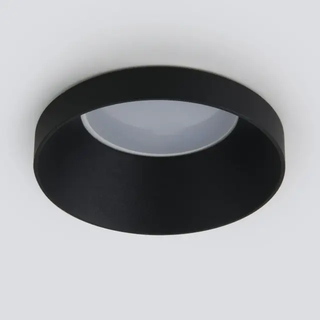 Точечный светильник Elektrostandard 111 MR16 черный/(a053336) DISC, ракурс 2
