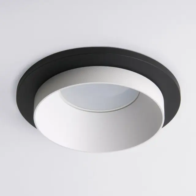 Точечный светильник Elektrostandard 114 MR16 белый/черный/(a053344) SOLAR, ракурс 2