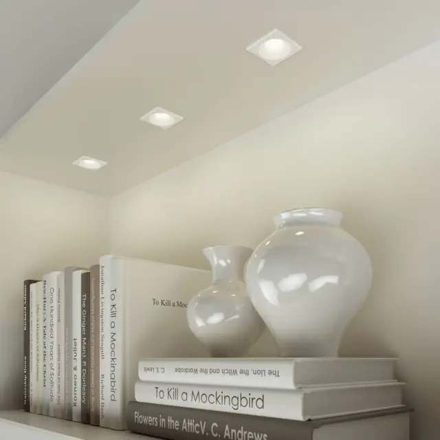 Точечный светильник Elektrostandard 15271/LED/(a056026) PLAIN S — белый, ракурс 3