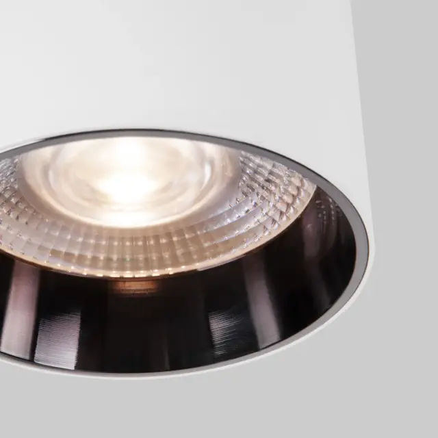 Точечный светильник Elektrostandard 25034/LED/(a062929) ORSON — черный, ракурс 2