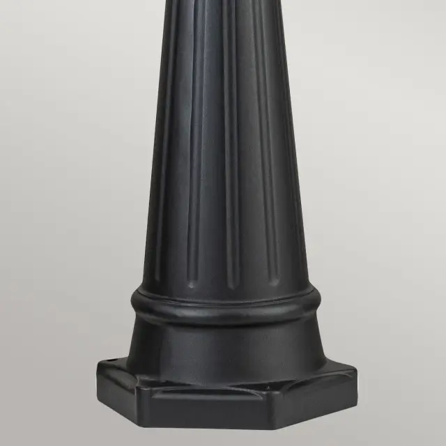 Фонарный столб Elstead Lighting BAYVIEW-5L-BK — черный, ракурс 3