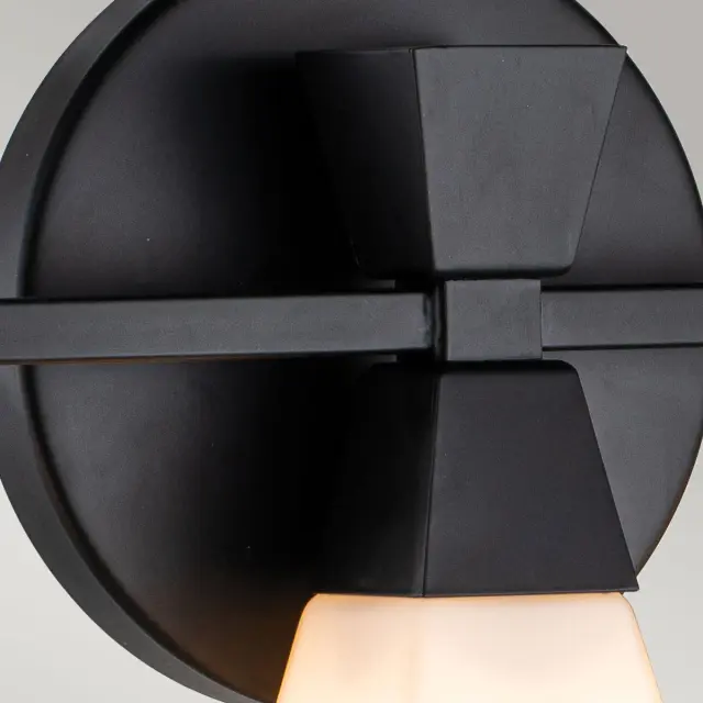 Светильник для ванной комнаты Elstead Lighting BOWTIE-3-MB — черный, ракурс 3