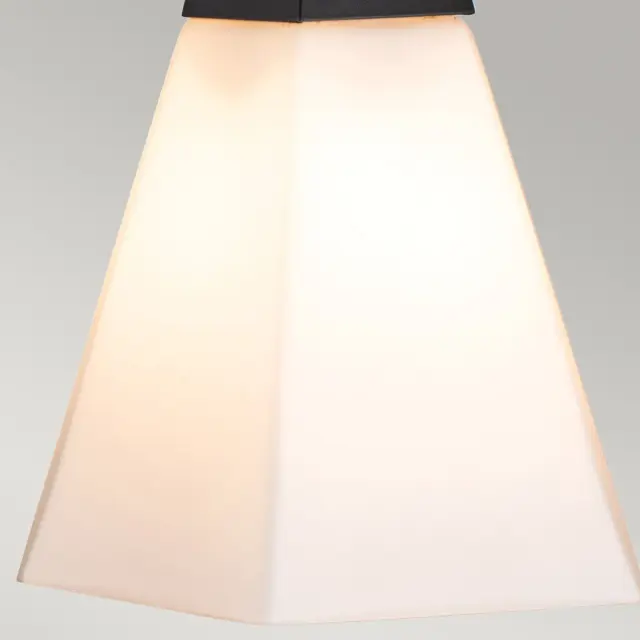Светильник для ванной комнаты Elstead Lighting BOWTIE-3-MB — черный, ракурс 4