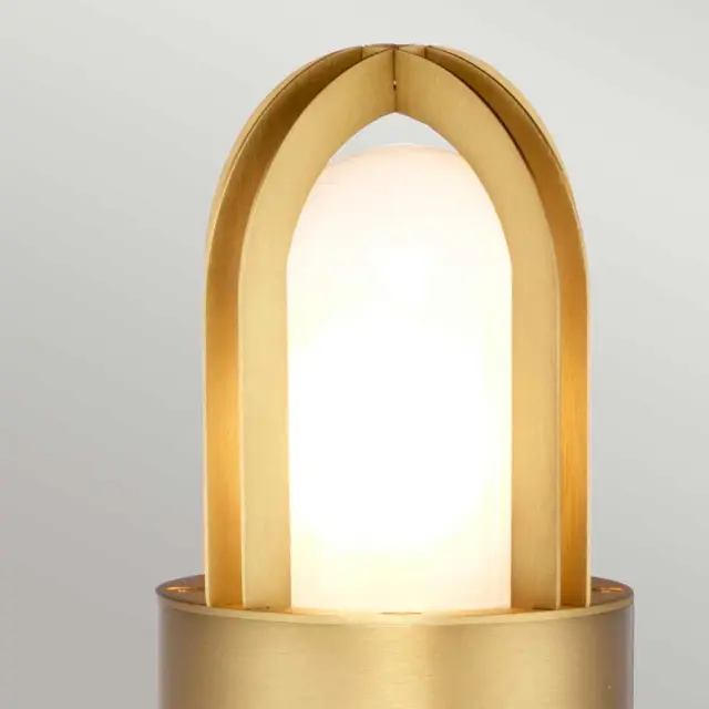 Уличный светильник Elstead Lighting PAIGNTON-B-BRASS — латунь, ракурс 2