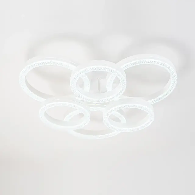 Люстра Escada 10282/6LED FIANIT — белый, ракурс 3