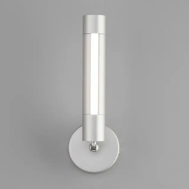 Бра Eurosvet 20084/1 LED серебро STRONG — серебряный, ракурс 3
