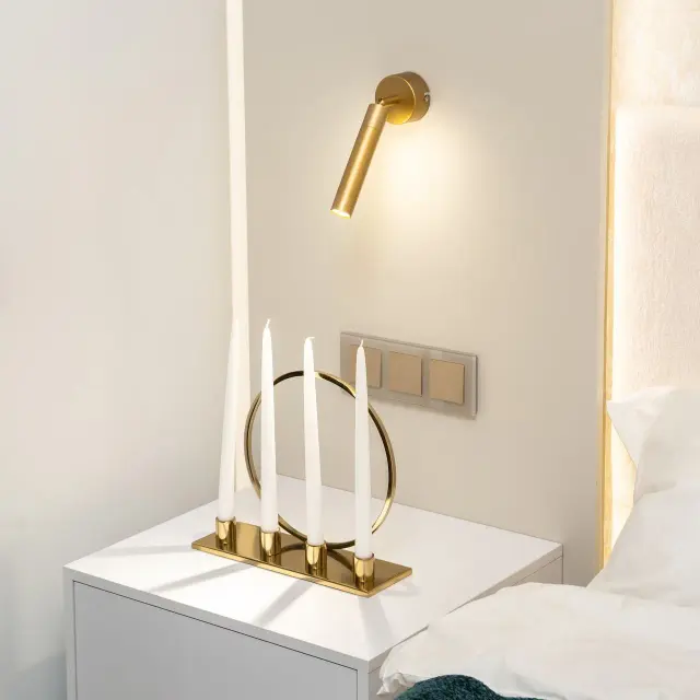 Бра Eurosvet 20084/1 LED матовое золото STRONG — золотой, ракурс 4
