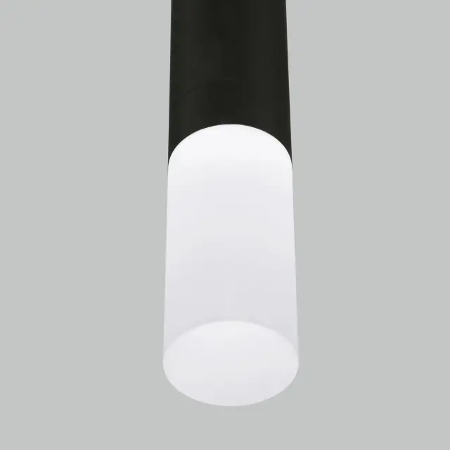 Светильник Eurosvet 50210/1 LED черный AXEL, ракурс 2