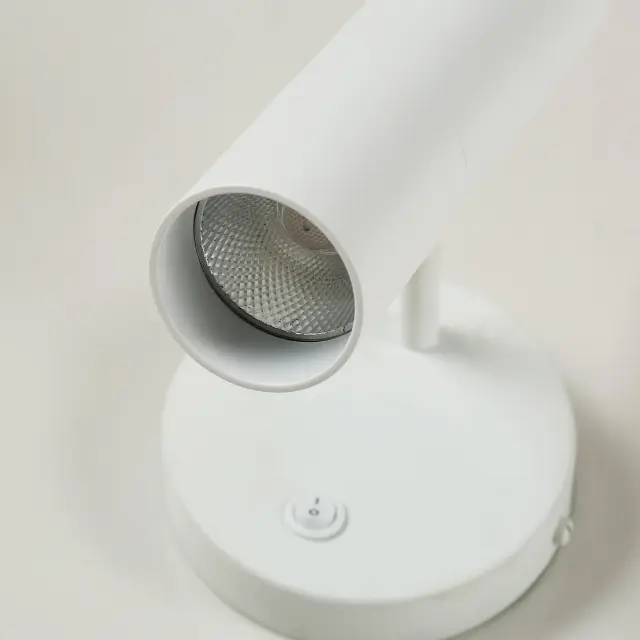 Бра Favourite 2108-1W TUBE — белый, ракурс 6