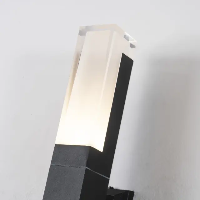 Уличный светильник Favourite 2861-1W PILLAR — черный, ракурс 6