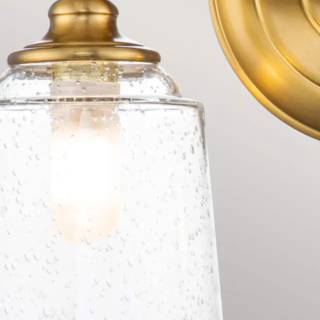 Светильник для ванной комнаты Elstead Lighting FE-HUGOLAKE2BATH-BB — латунь, ракурс 4