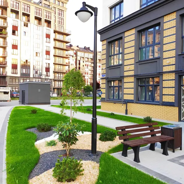Фонарный столб Fumagalli V50.372.A10.AXH27 VIVI — черный, ракурс 10