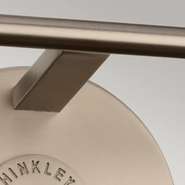 Светильник для ванной комнаты Hinkley QN-RIGBY2-BATH-AN — латунь, ракурс 6