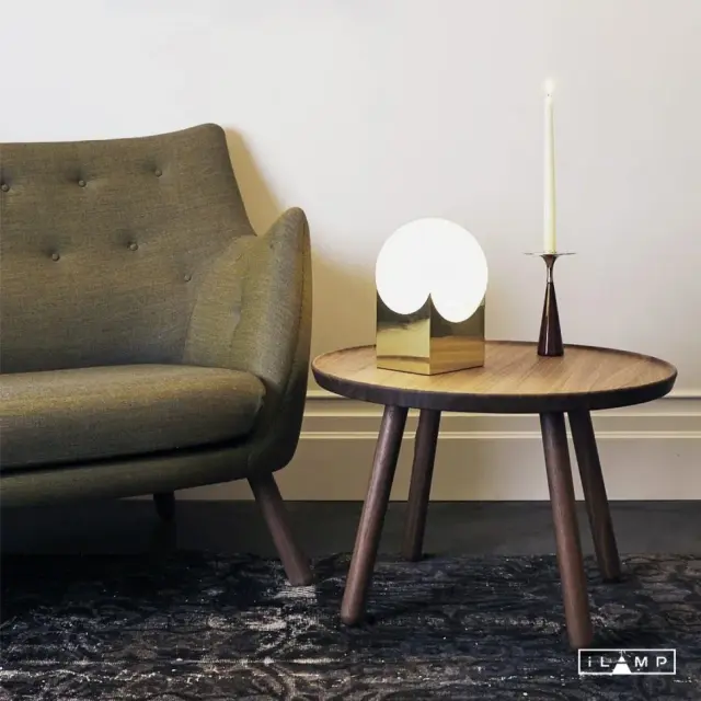 Настольная лампа iLamp 10213T/1-D200 MGL-WH GOLDEN — золотой, ракурс 2