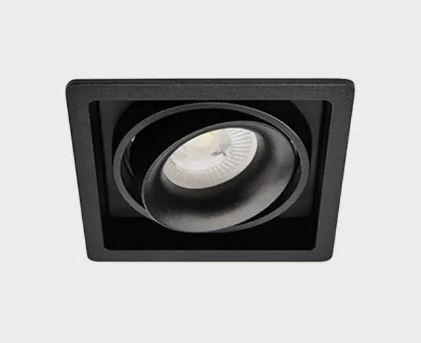 Точечный светильник Italline DE-311 black — черный, ракурс 2