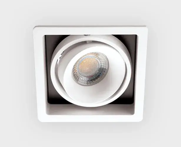 Точечный светильник Italline DE-311 white — белый, ракурс 4
