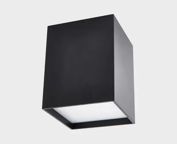 Точечный светильник Italline DL 3028 black 3000K — черный
