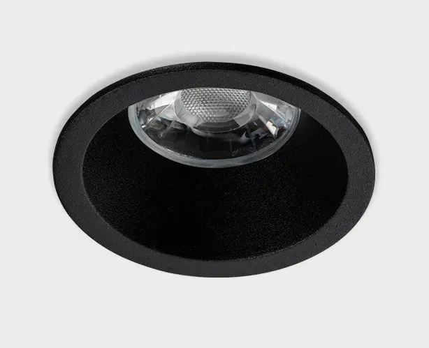 Точечный светильник Italline DL 3241 black — черный, ракурс 2