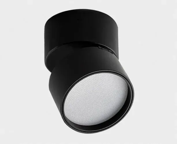 Точечный светильник Italline IT02-006 black 3000K — черный, ракурс 2
