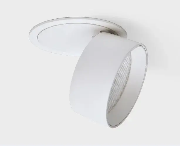 Точечный светильник Italline IT02-009 white 3000K — белый, ракурс 2