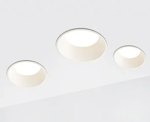 Точечный светильник Italline IT06-6013 white 4000K — белый, ракурс 4