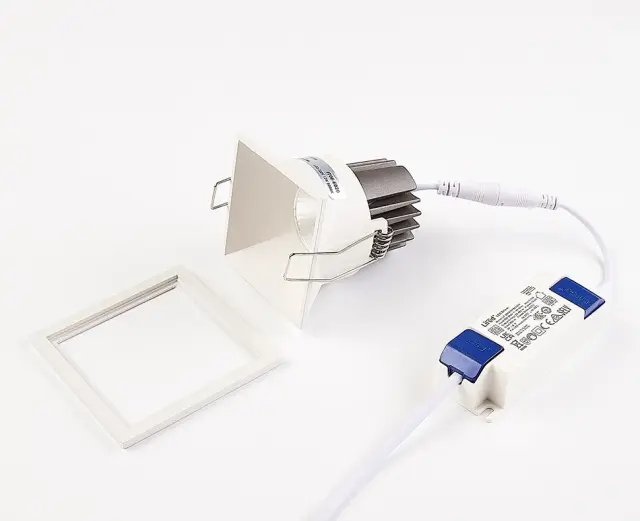 Точечный светильник Italline IT06-6020 white 4000K + IT06-6021 white — белый, ракурс 6