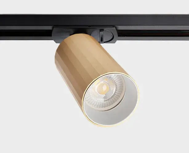 Светильник для однофазного трека Italline IT08-8010 gold — черный, ракурс 4