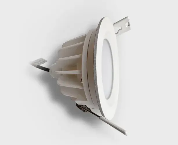 Точечный светильник Italline IT08-8018 white 4000K — белый, ракурс 5
