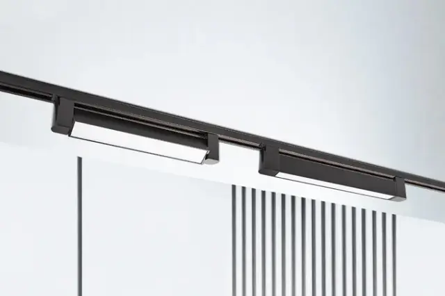 Светильник для однофазного трека Italline IT08-8029 black 3000K — черный, ракурс 8