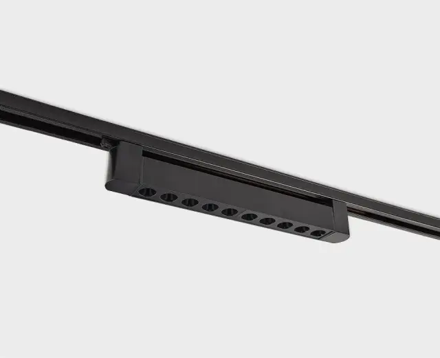 Светильник для однофазного трека Italline IT08-8031 black 3000K — черный, ракурс 2