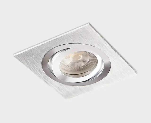 Точечный светильник Italline SAG103-4 silver/silver — алюминий