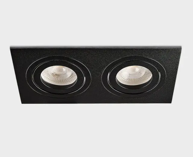 Точечный светильник Italline SAG203-4 black/black — черный, ракурс 3