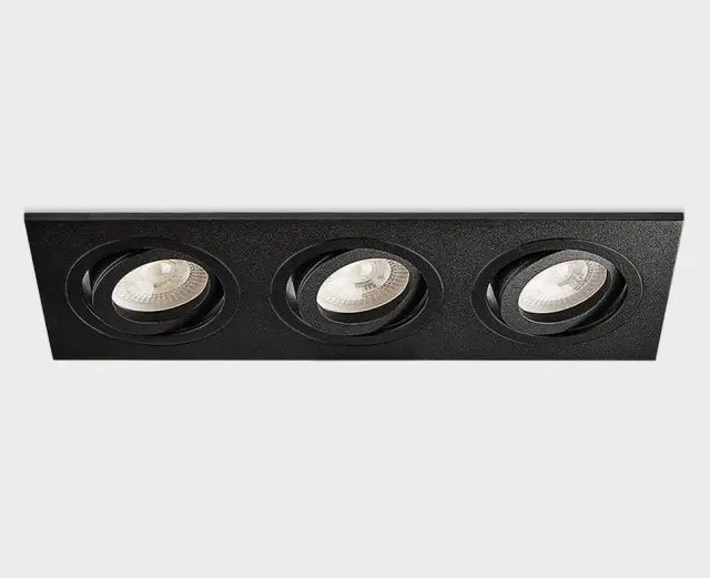 Точечный светильник Italline SAG303-4 black/black — черный, ракурс 4