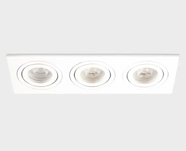 Точечный светильник Italline SAG303-4 white/white — белый, ракурс 2