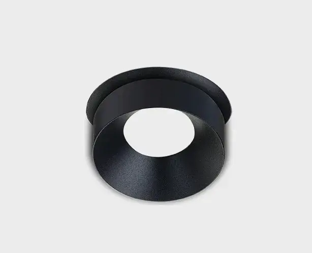 Точечный светильник Italline SKY black + SKY R black — черный, ракурс 3