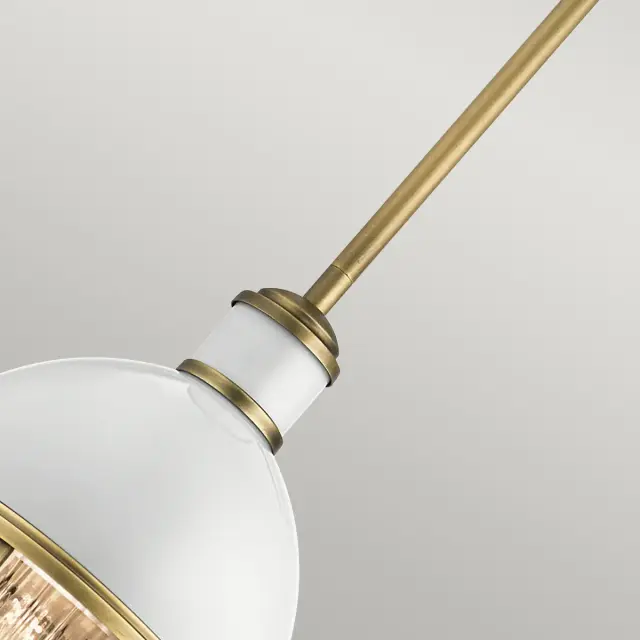 Светильник Kichler QN-TOLLIS-MP-NBR — латунь, ракурс 4