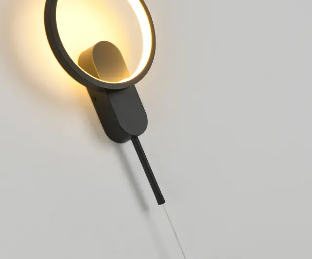 Бра Kink Light 2204,19 АДИС — черный, ракурс 2