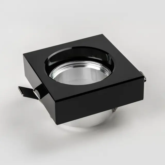 Точечный светильник Lightstar 006147 LUI MINI — черный, ракурс 2