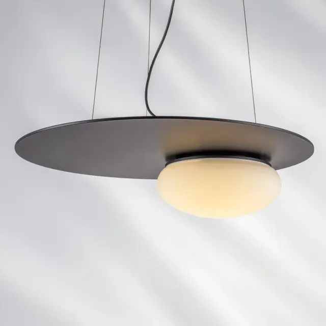 Светильник Lightstar 737337 EMISFERO — черный, ракурс 2