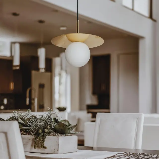 Светильник Loft IT 10120/250P Gold UFO — золотой, ракурс 6