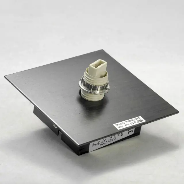 Точечный светильник Lussole LSF-1307-01 НОТТЕДИЛУНА — венге, ракурс 3