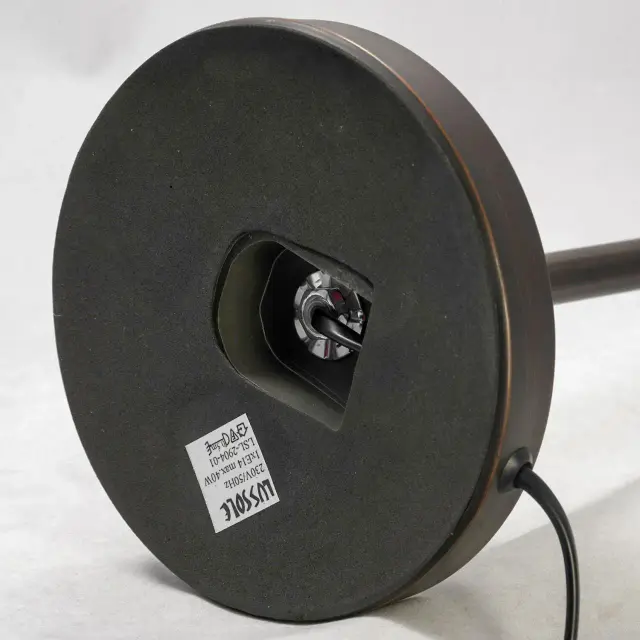 Настольная лампа Lussole LSL-2904-01 МИЛАЗЗО — черный, ракурс 6