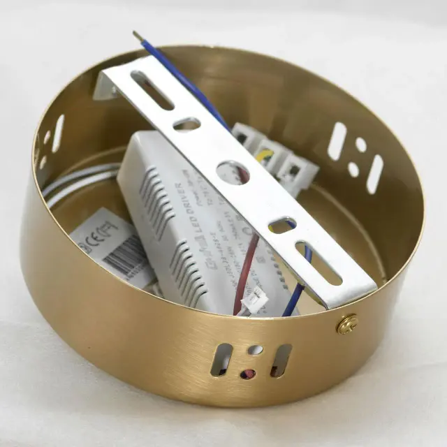 Светильник Lussole LSP-7020 КОНКОРД — бронза, ракурс 6